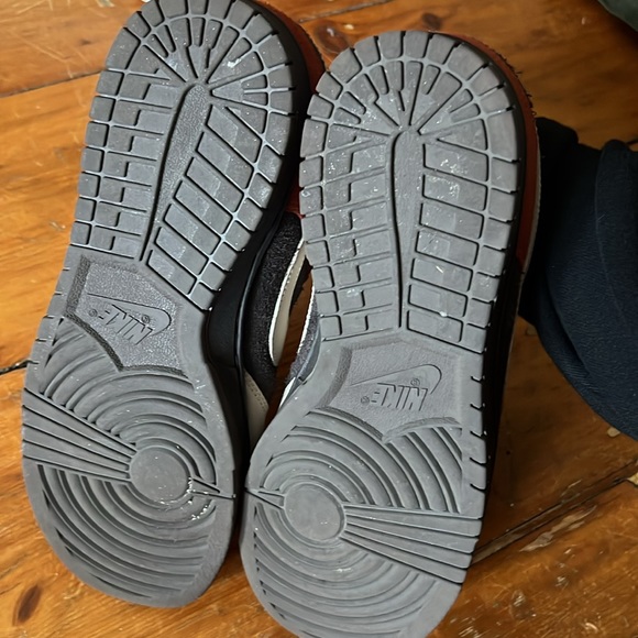 Nike Dunk Low Red Pandas - Picture 8 of 9